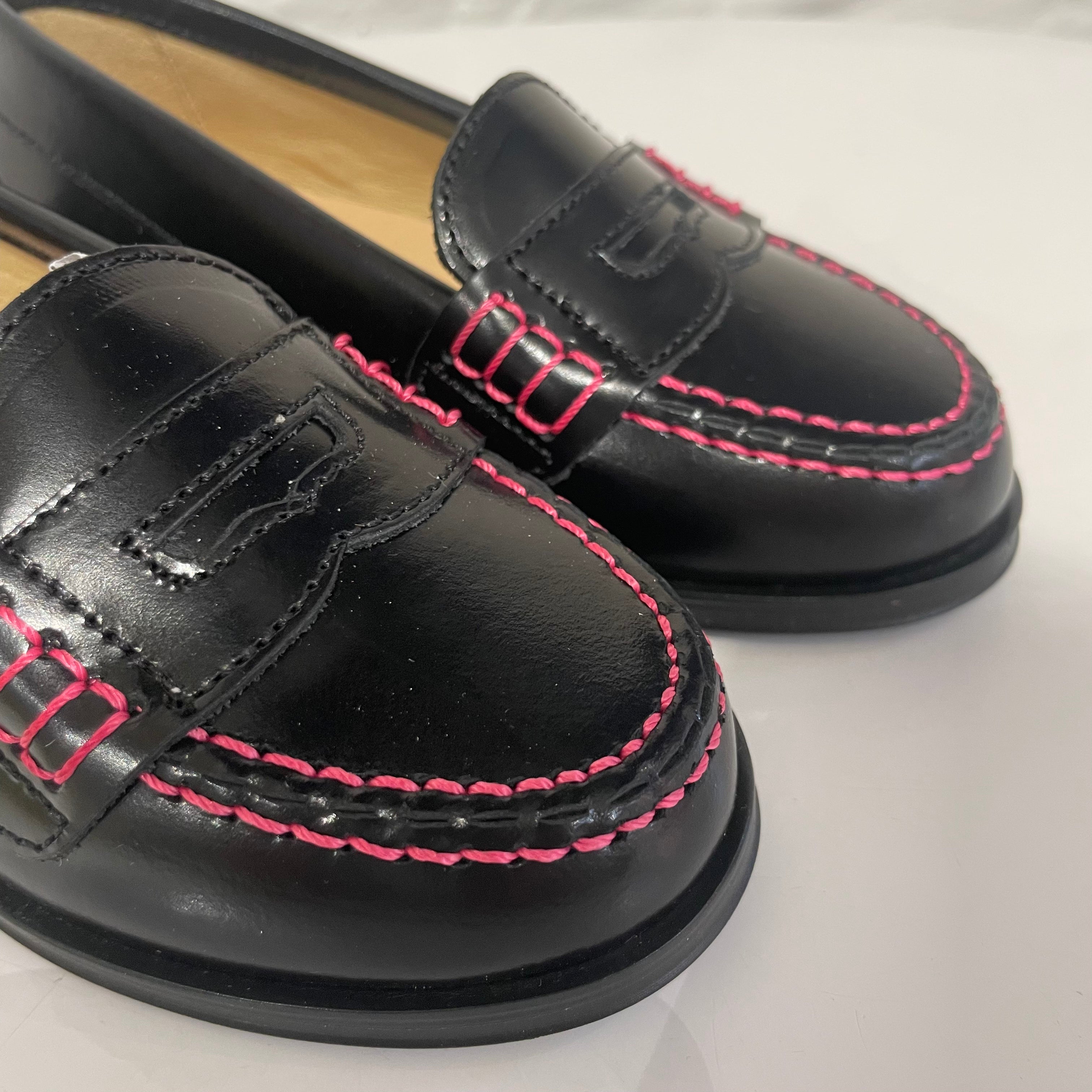 Penny loafers - black/neon pink