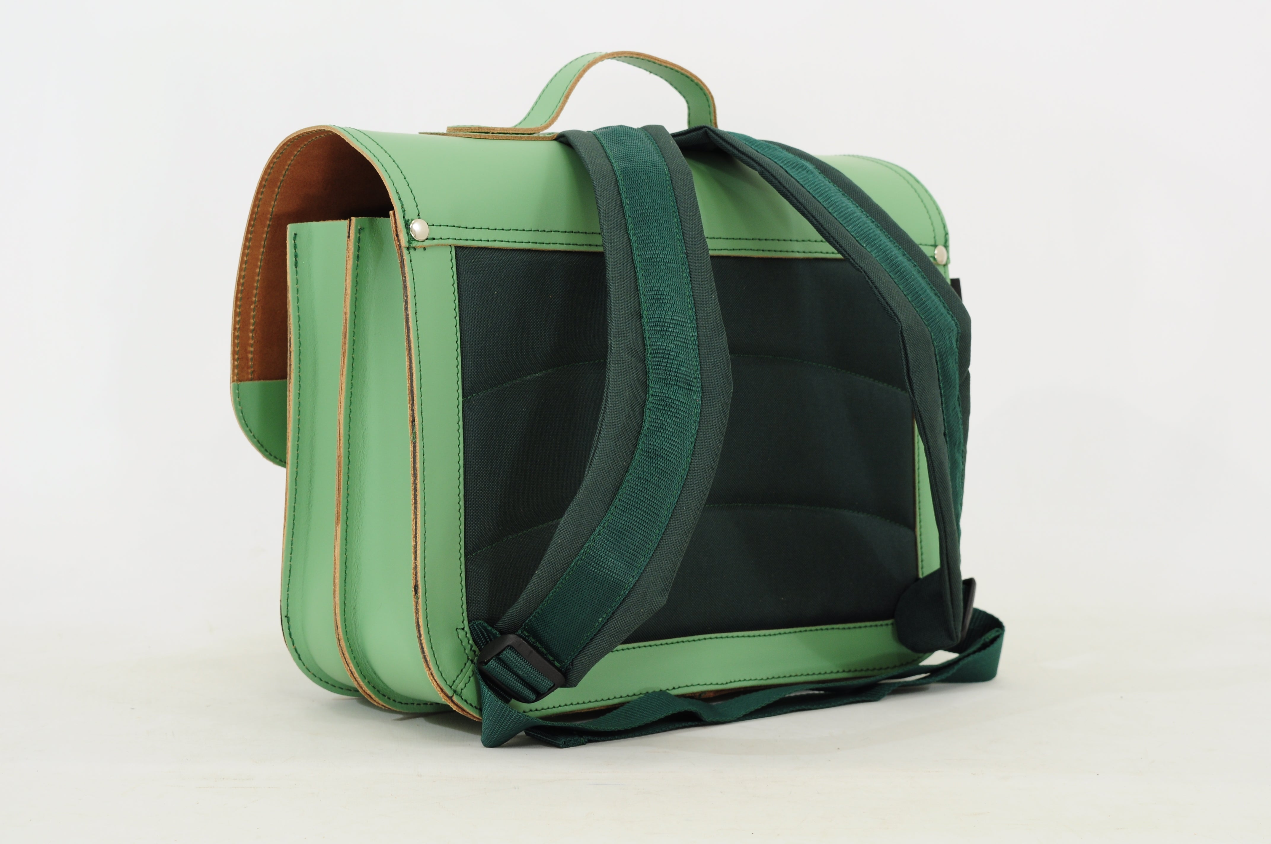 Own stuff - Lagere school boekentas - magnetic - pastel green