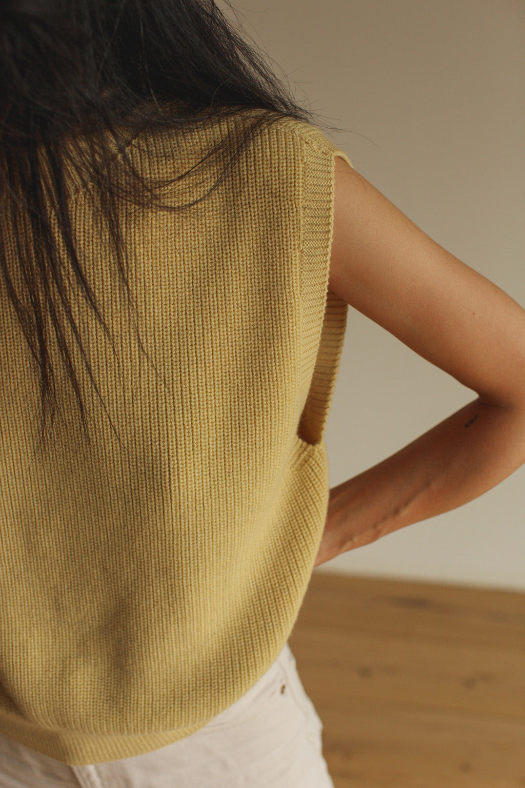 HVID - Helle - adult vest - L/XL- light yellow
